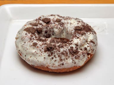 Dona Cookies And Cream