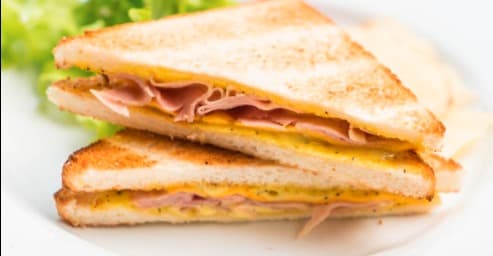 Sádwich de Jamón con Queso Amarillo