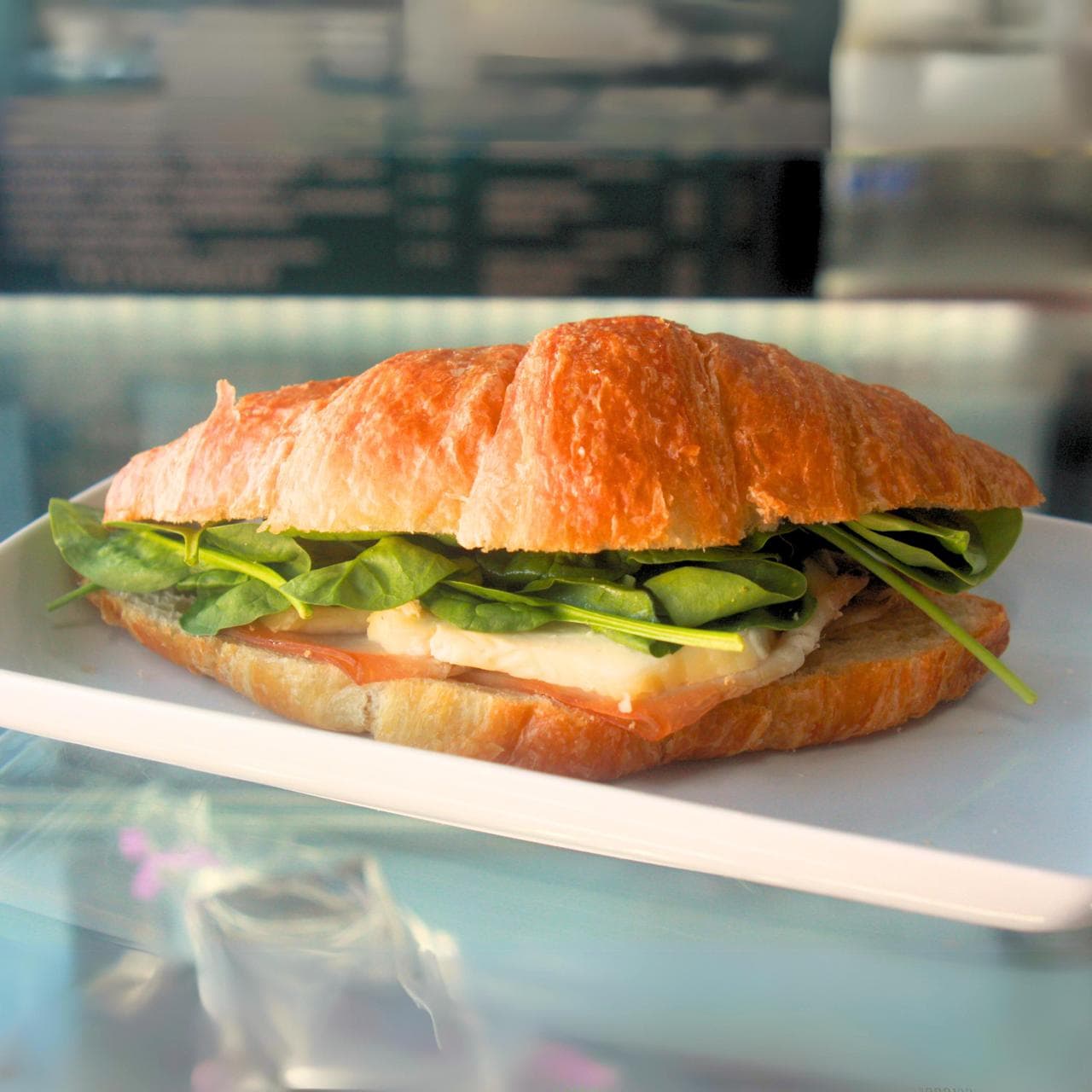 CROISSANT LIGTH