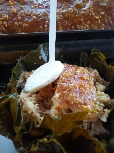 Tamal con Lechona Volteado