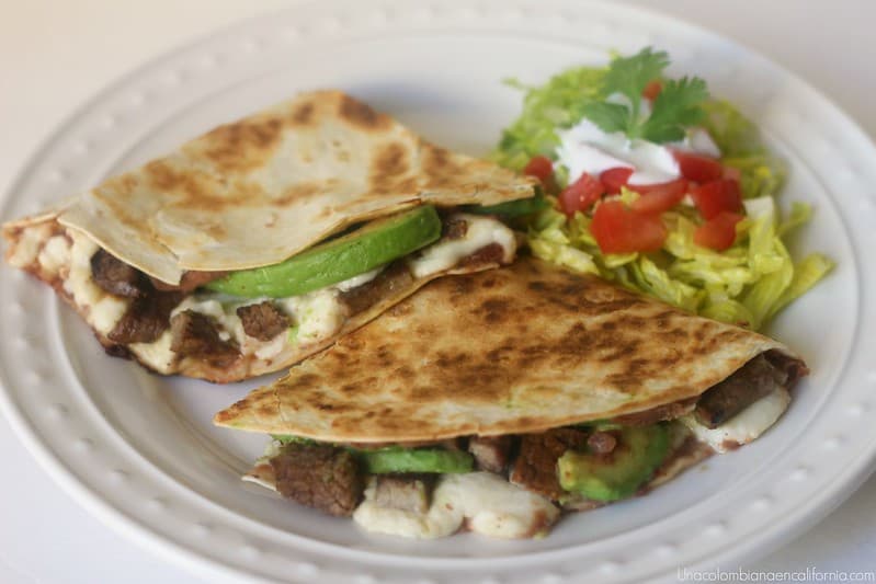 Quesadilla de harina con Bistec