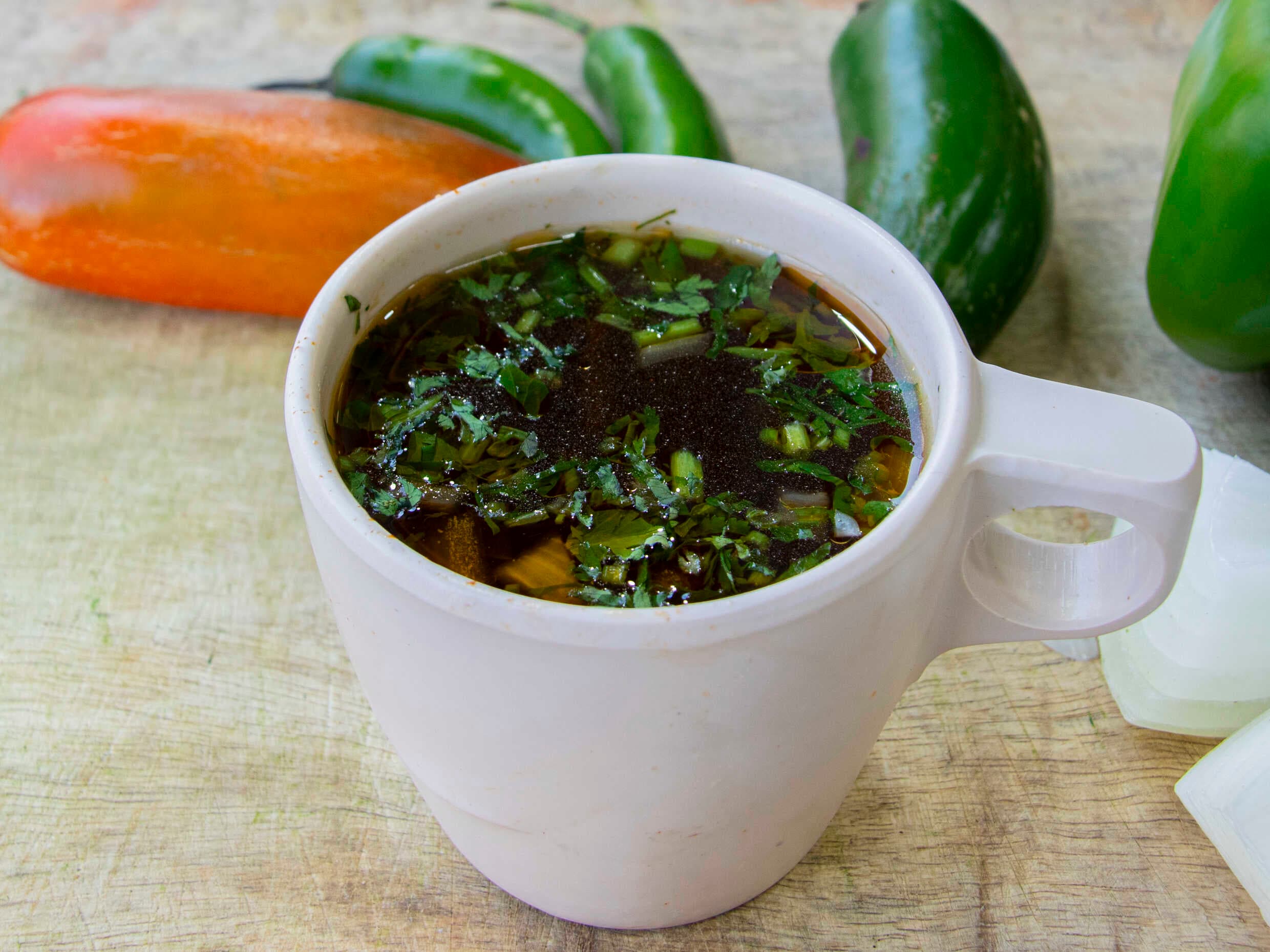 Consomé de Birria (10 oz)