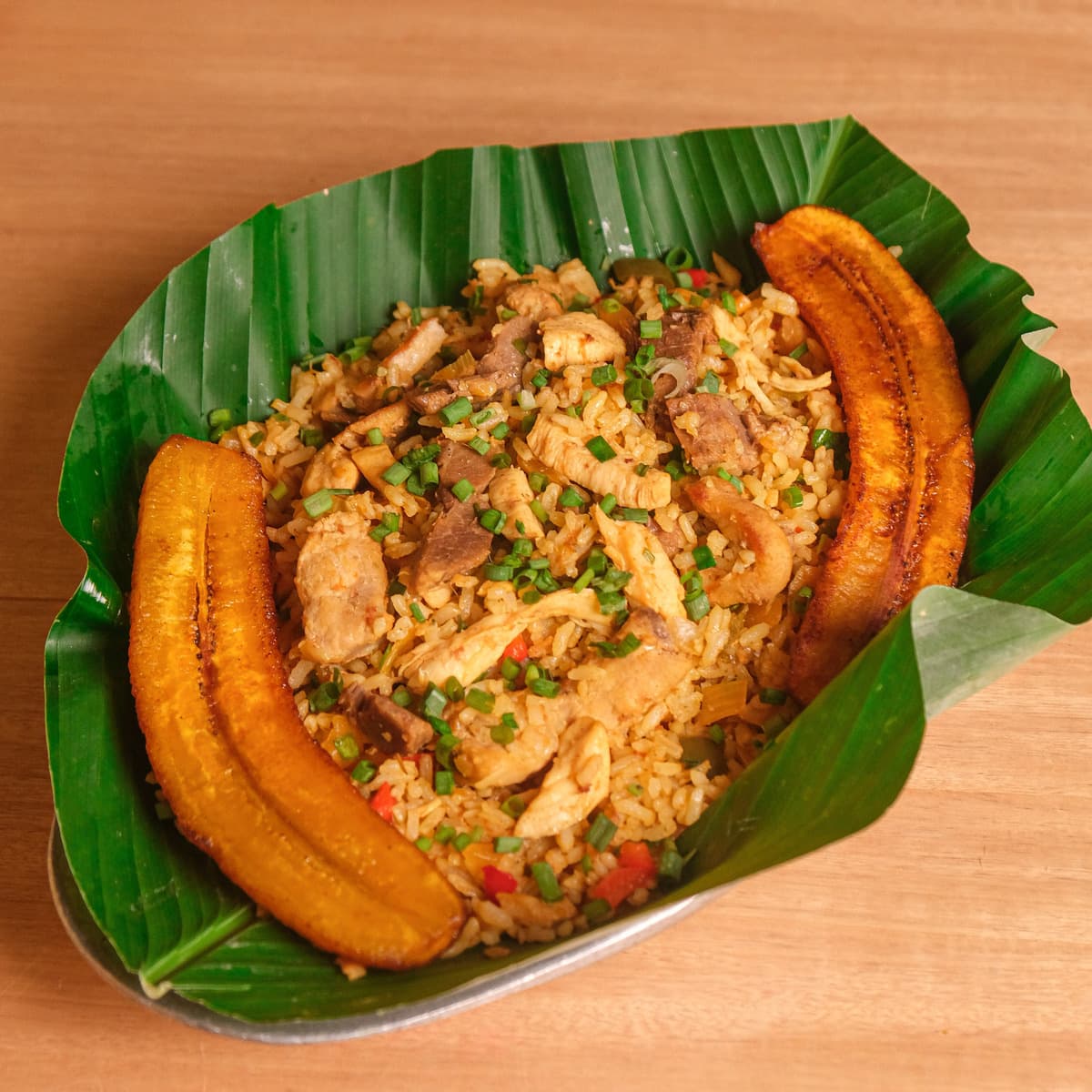 Arroz Trifásico (medio)+ Jugo de mandarina