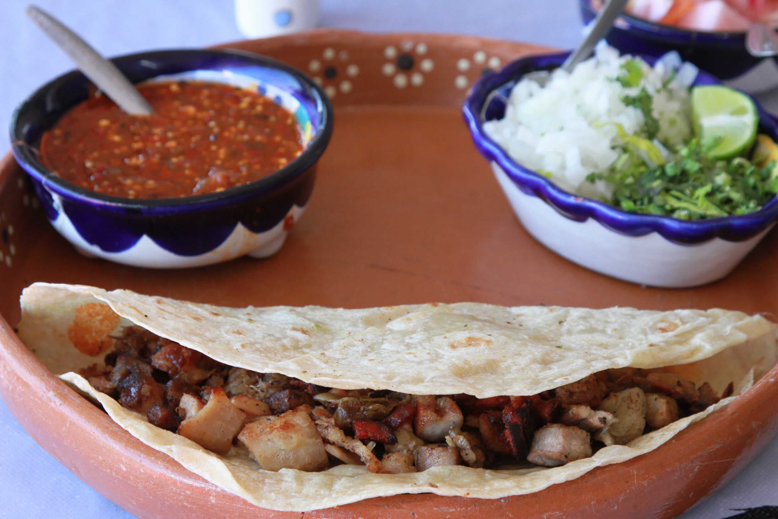 Combo 2 Quesadillas Ch + 4 tacos