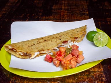 Quesadilla de Pechuga a la Mexicana