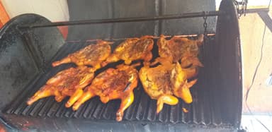Combo Miércoles 1 Pollo Asado + 1/2 Pollo Gratis