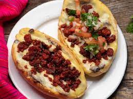 Mollete con Chorizo