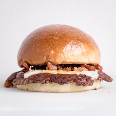 Hamburguesa con Tocino Sencilla