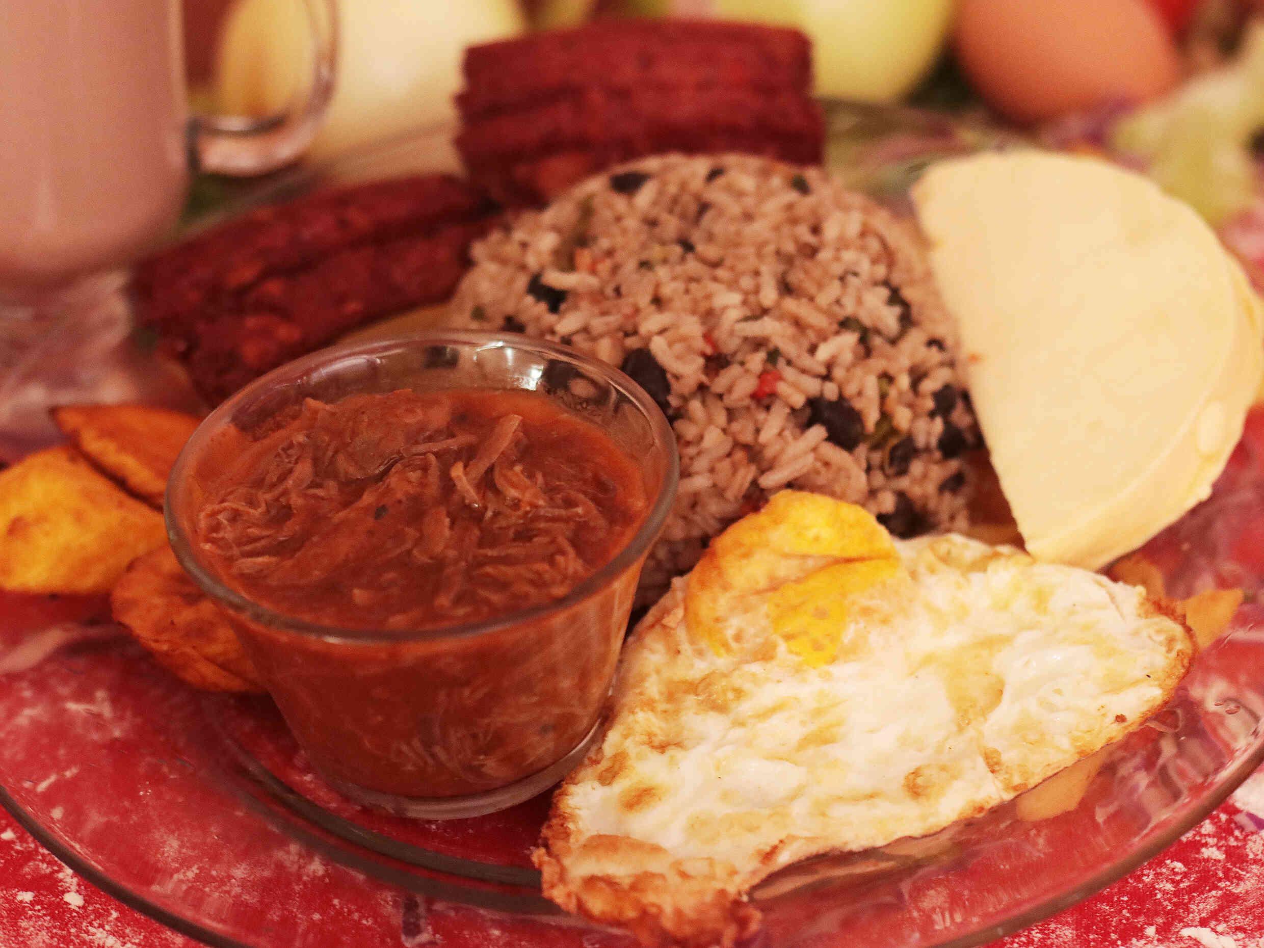 Pinto Económico Grande+Pinto, Huevo Frito y Carne