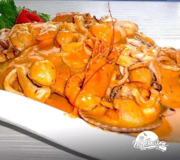 Tacu Tacu en Salsa de Mariscos