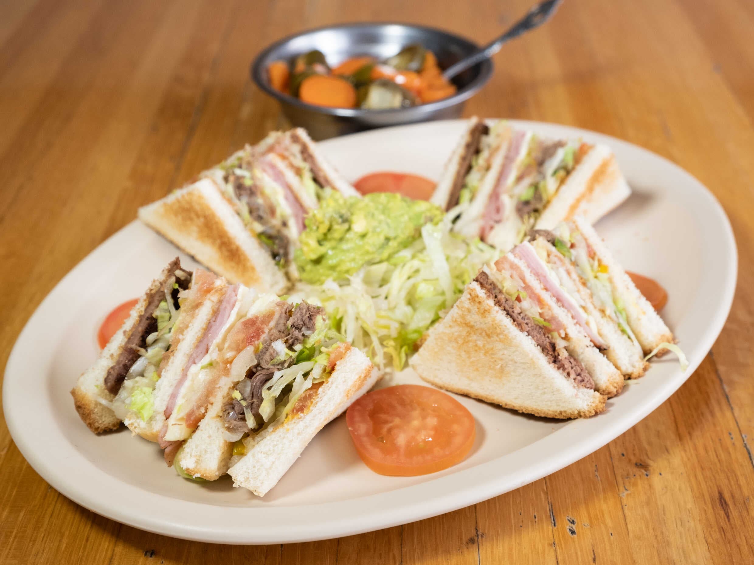 Sandwich de Huevo con Jamón Copiar