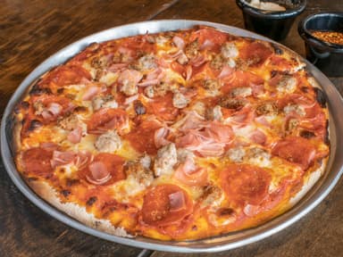 Pizza Meat Moverse Grande