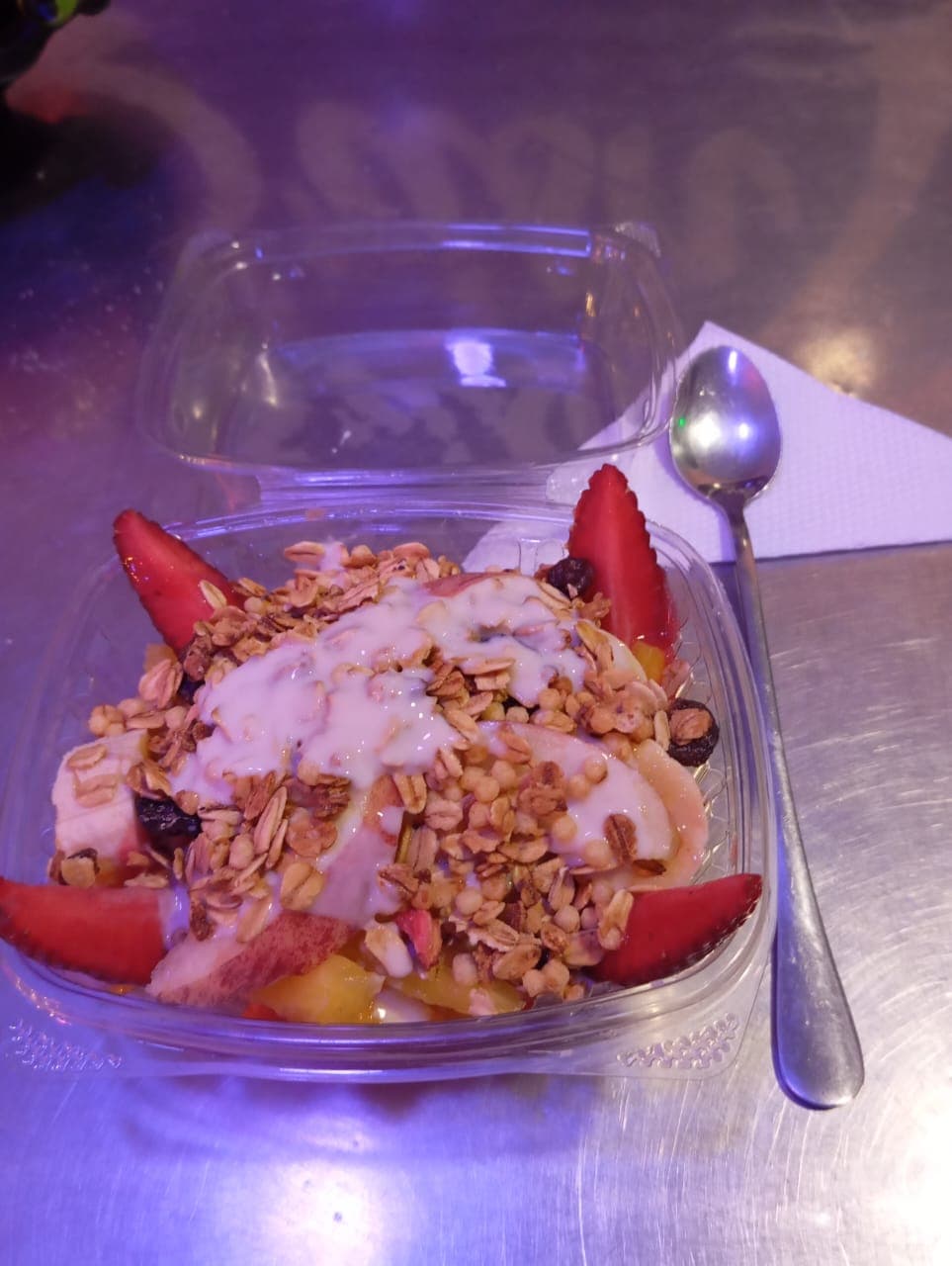 Ensalada con Granola  de 300gr