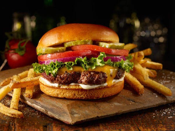 Hamburguesa Especial de Res.