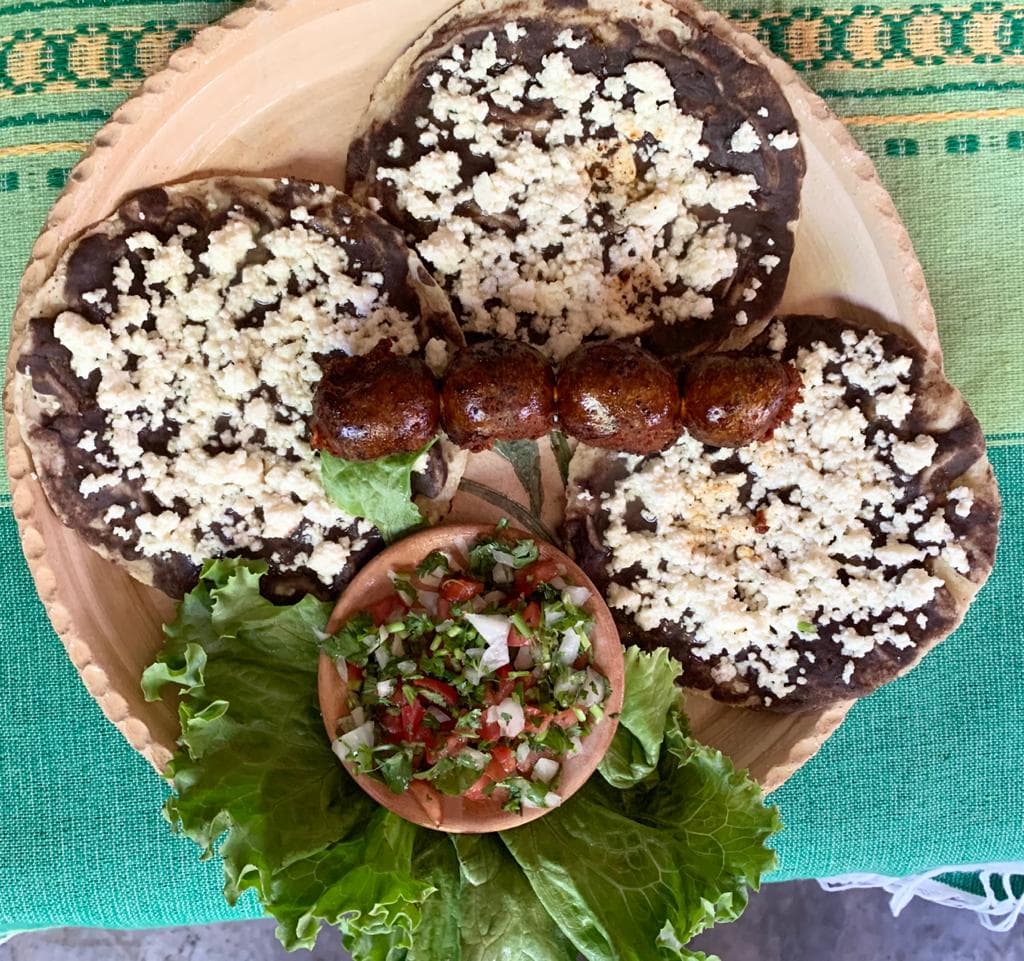 Orden de Memelas con Carne 3 Piezas