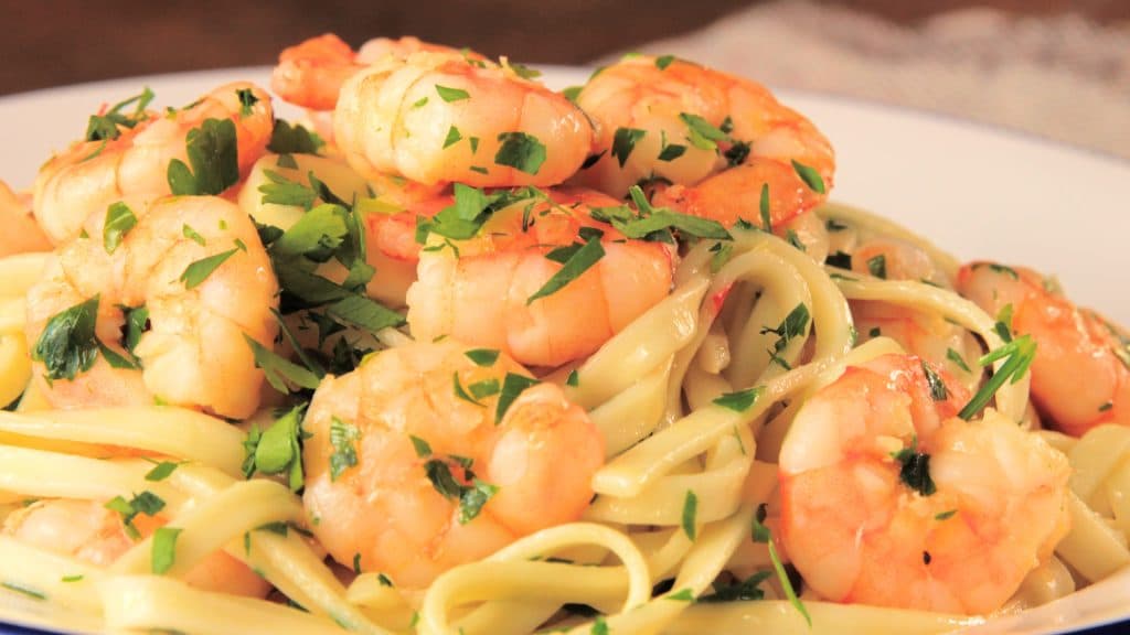 Pasta Al ajillo con Camarones