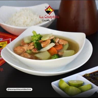 Sopa de pollo