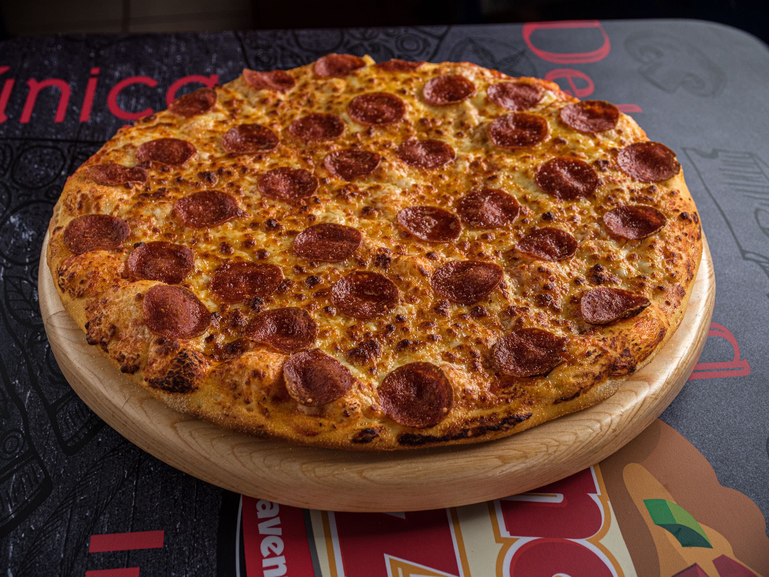 Pizza Grande de Pepperoni