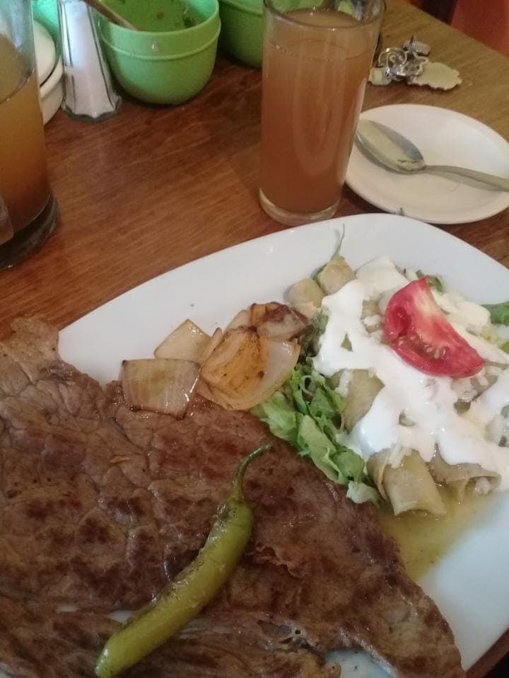 Filete de Res a la Tampiqueña