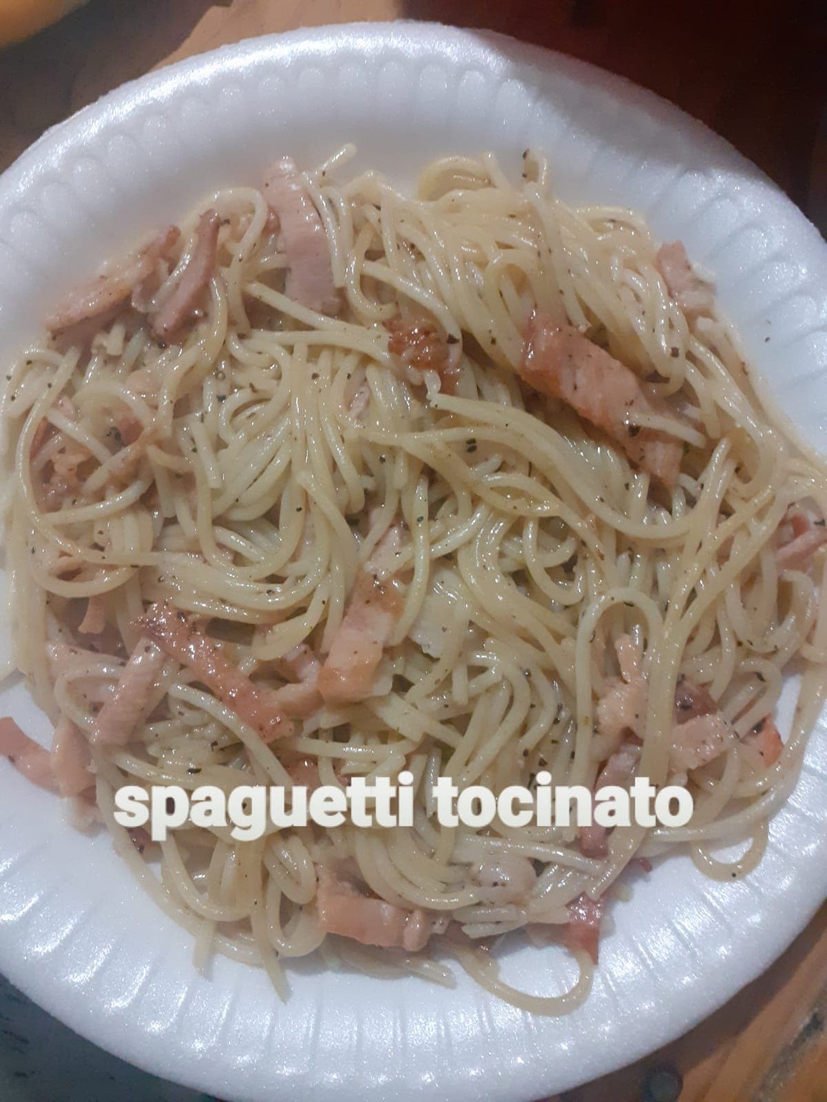 Pizza Queso + Spaquetti