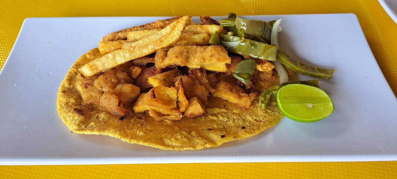 Taco de Pechuga Empanizada