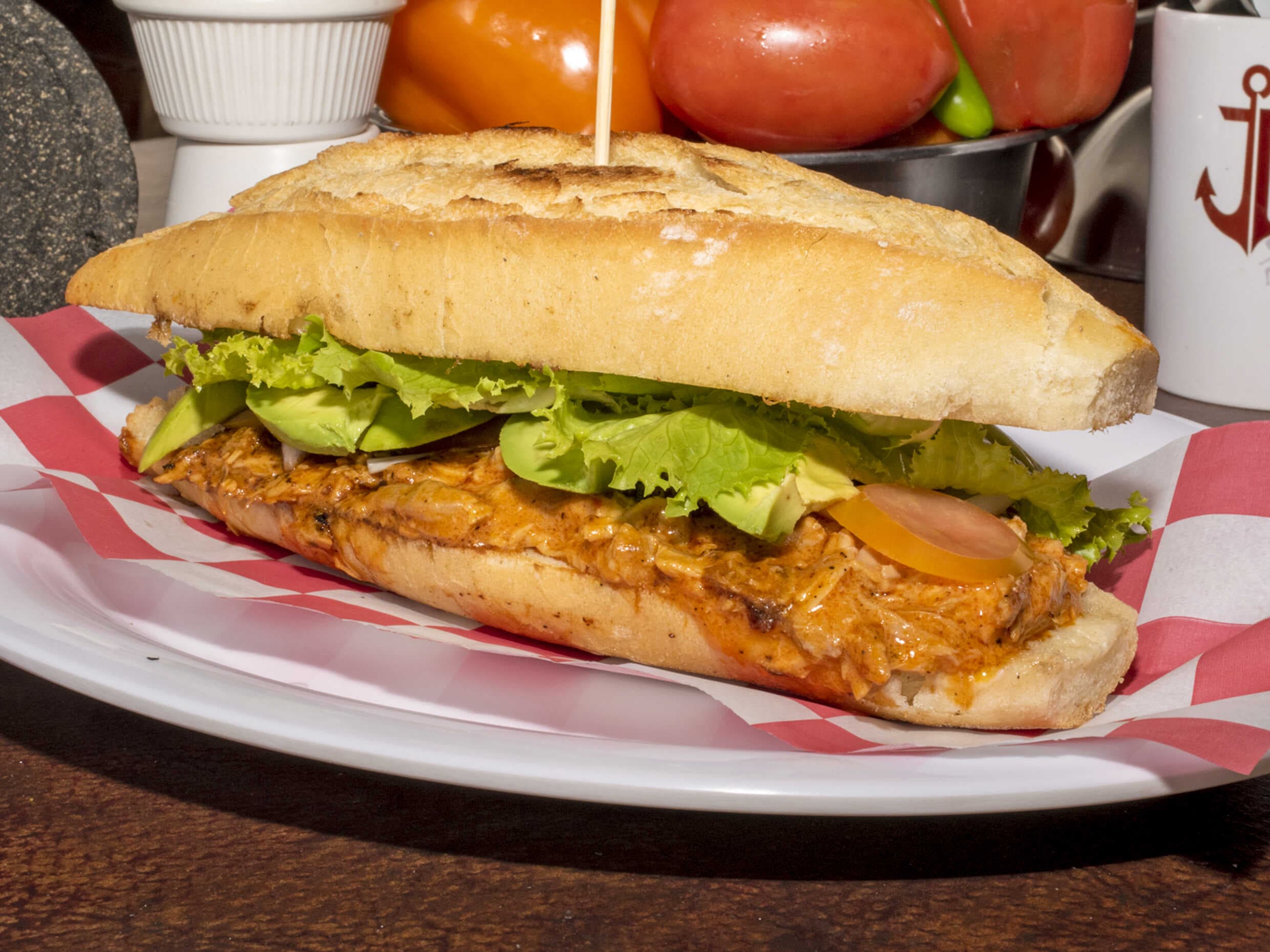 Lonche a elegir Jamón,Pierna o Bistec