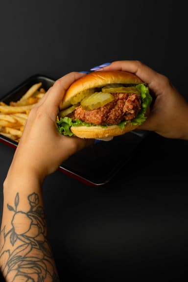 Sándwich Louisiana + Papas