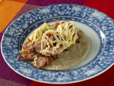 Taco Maíz Chistorra Argentina Con Queso