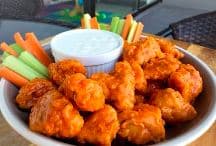 BONELESS (100GR) CON PAPAS A LA FRANCESA (150GR)