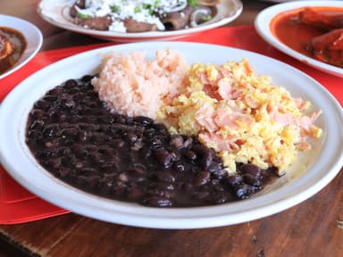Huevo con Jamón