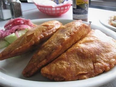 Empanadas de Camarón