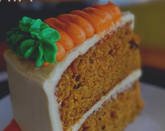 Rebanada de Pastel de Zanahoria
