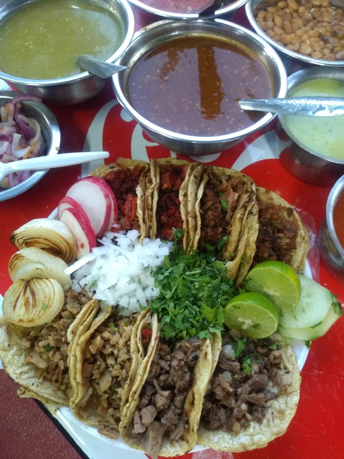 5 TACOS SURTIDOS + 1 AGUA FRESCA 1/2