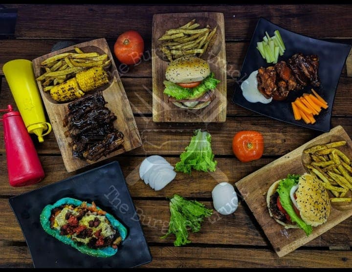 Hamburguesas y Alitas The Burger Truck