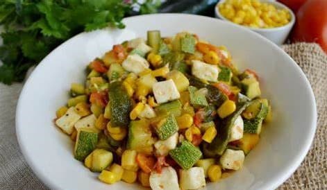 Calabacitas Con Queso, Crema y Elote