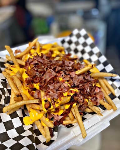 Papas con Queso y Tocino