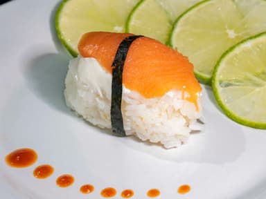 Nigiri Salmón