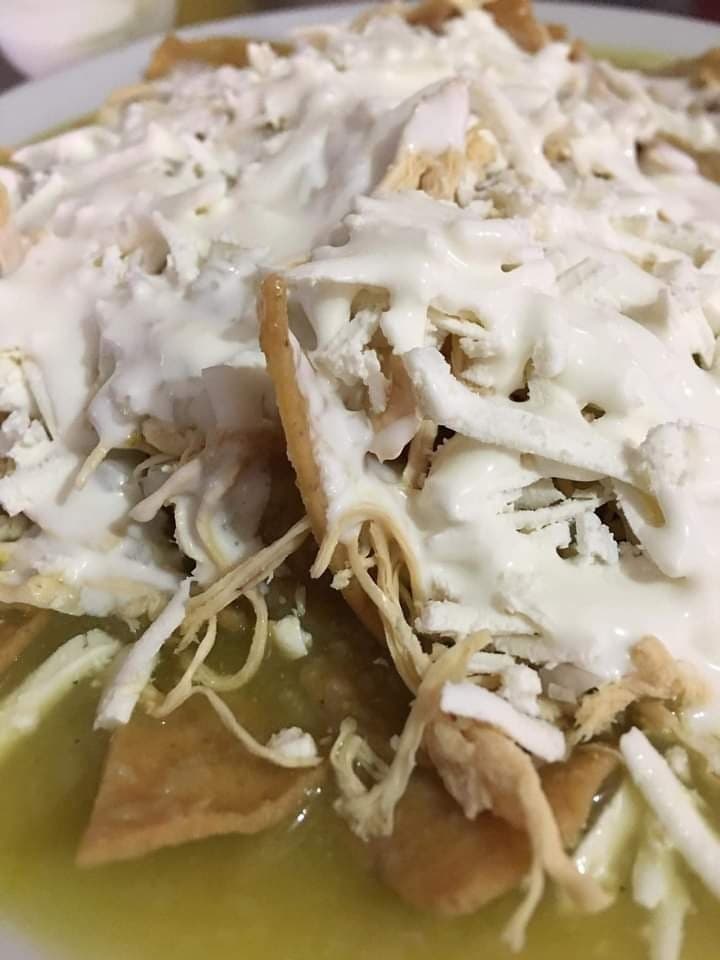 Chilaquiles con Pollo