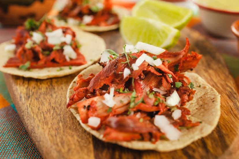 Hot Dogs y Tacos al Pastor El Gordo