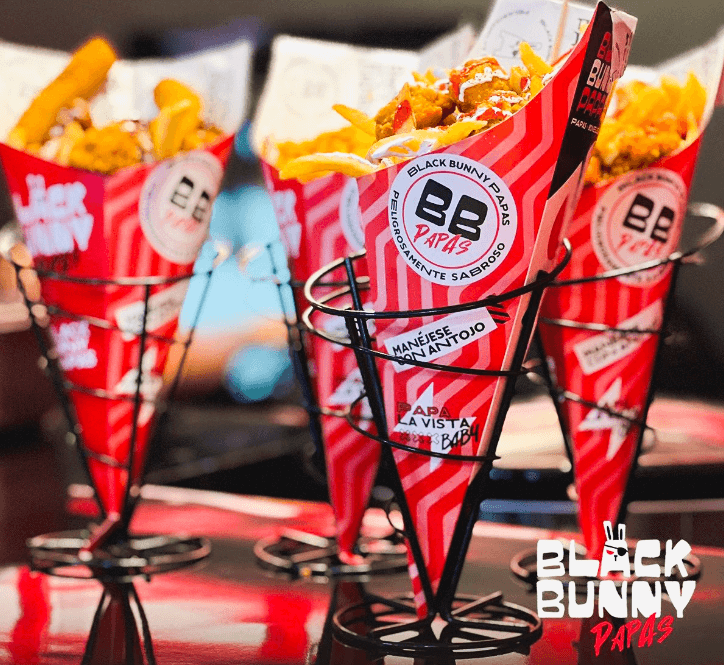 Cono Triple Boneless Papas Boneless.