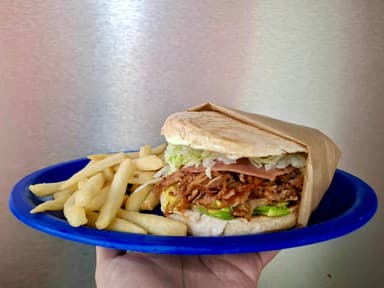 Torta Lomo Especial + Porción de Papas