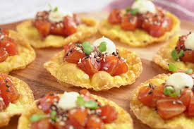 Crispy salmon wonton