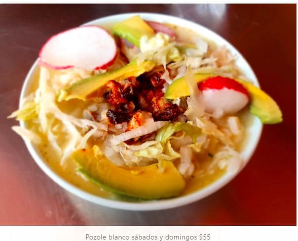 Pozole blanco de pollo