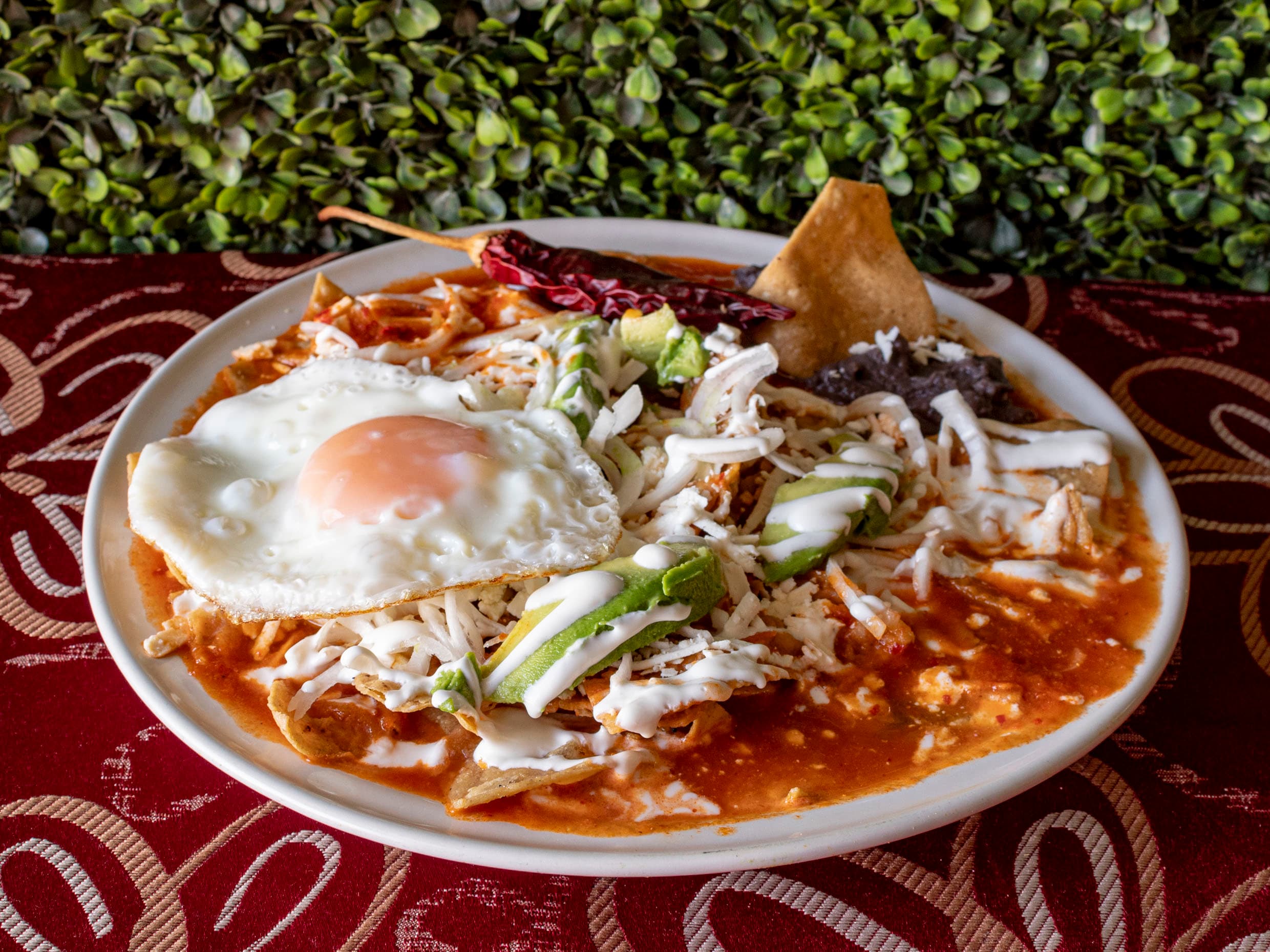 Chilaquiles con Huevo
