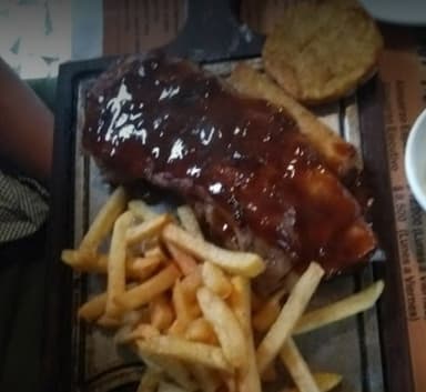 Cerdo Costillas BBQ o a la Parrilla 300 g