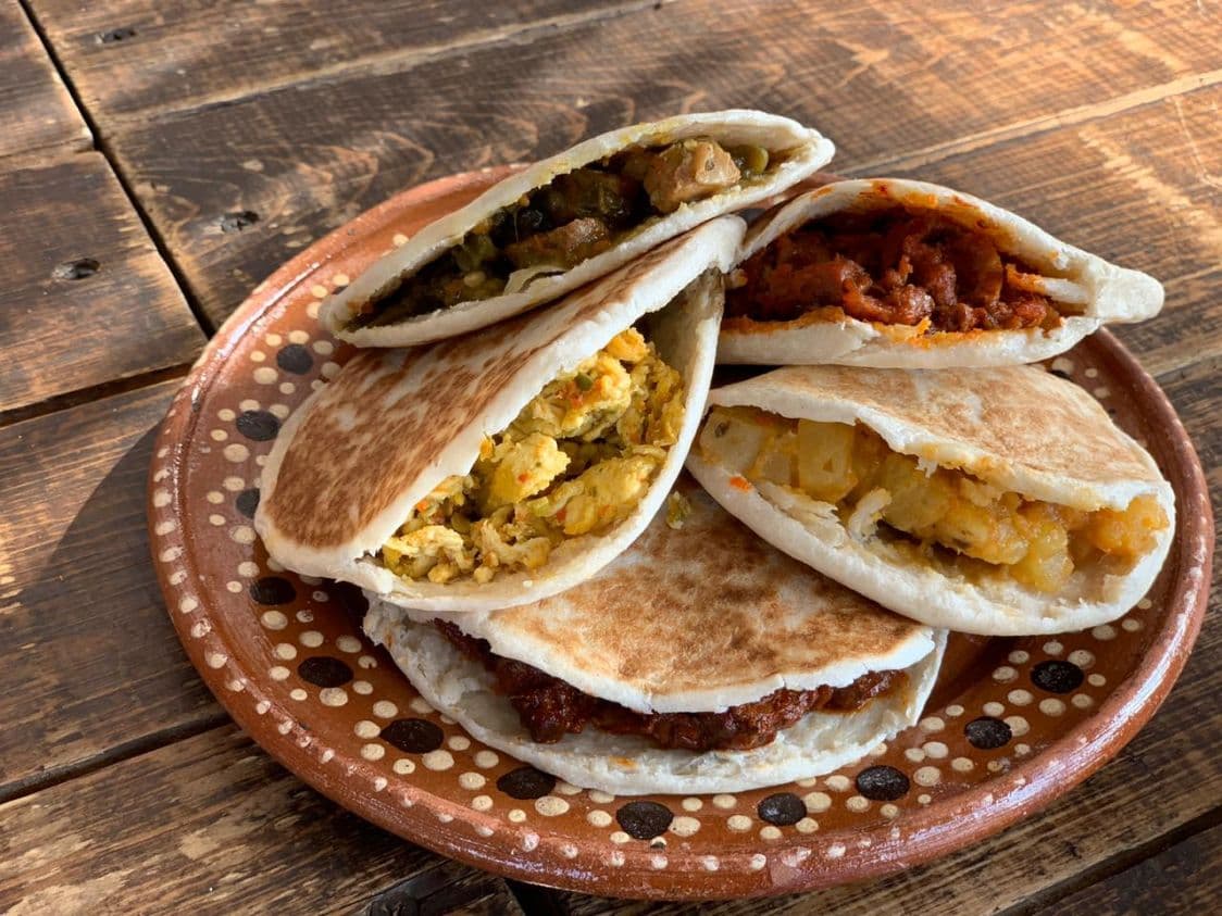 Gordita de 2 Guisos