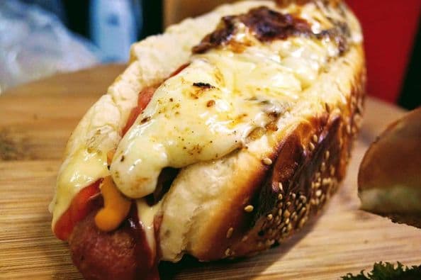 HOT DOG DE QUESOS