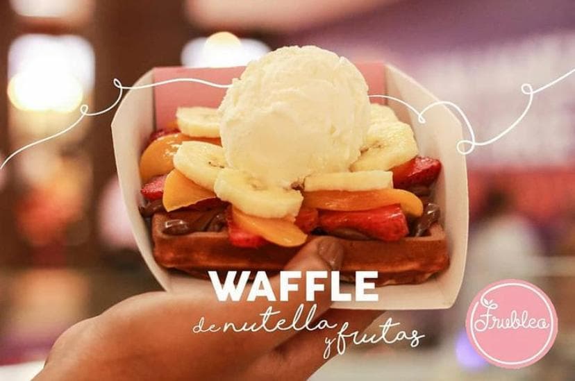 Waffle Arequipe, Helado y 3 Frutas