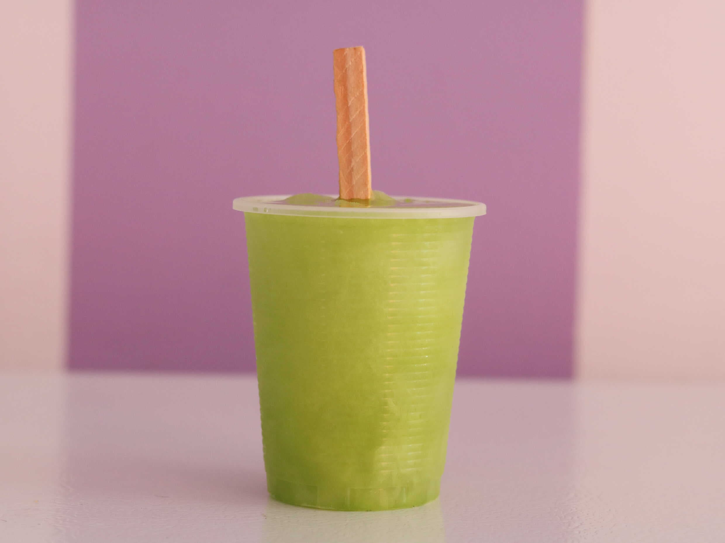 Paletas de Agua de Limón
