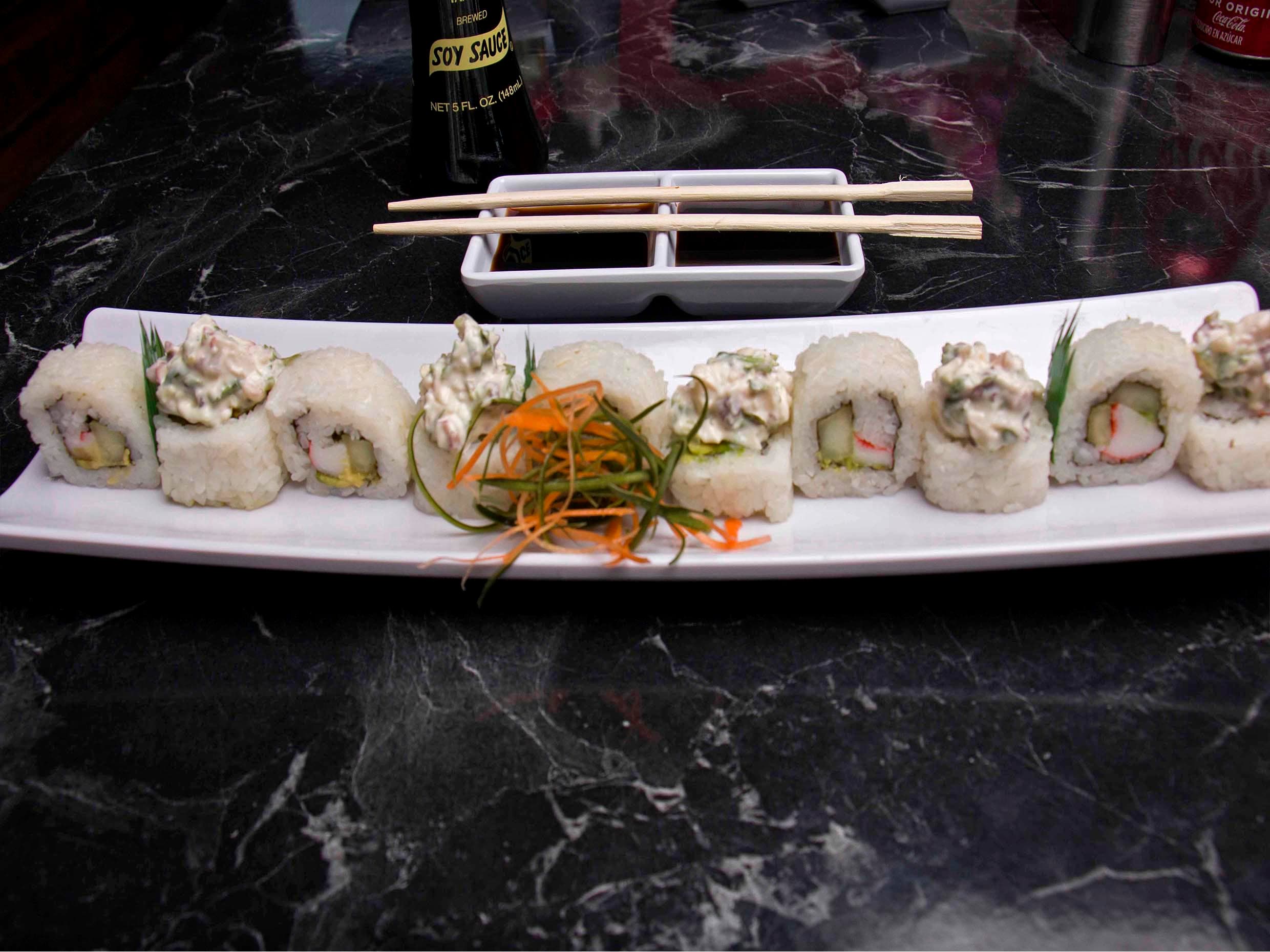 Pulpo Enamorado Roll